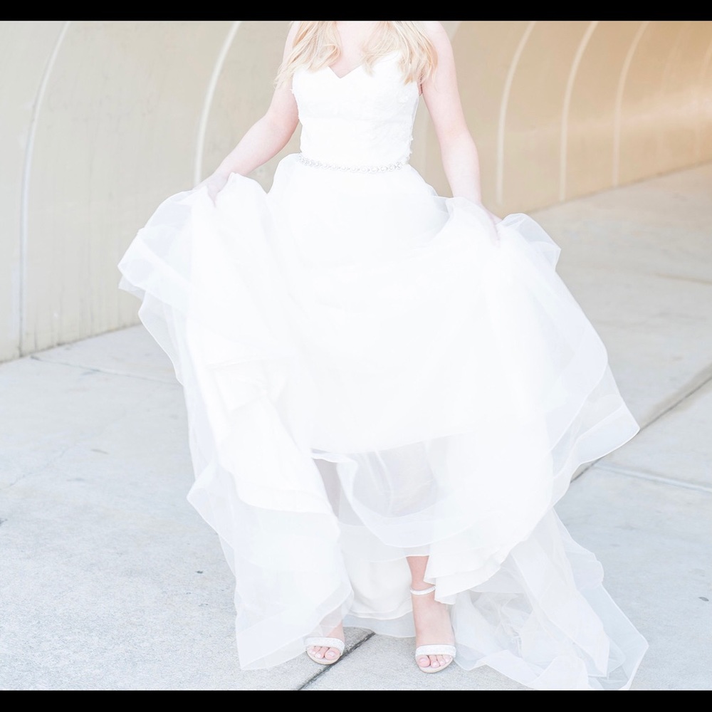 David’s Bridal Galina Wedding Dress, Belt & Headband